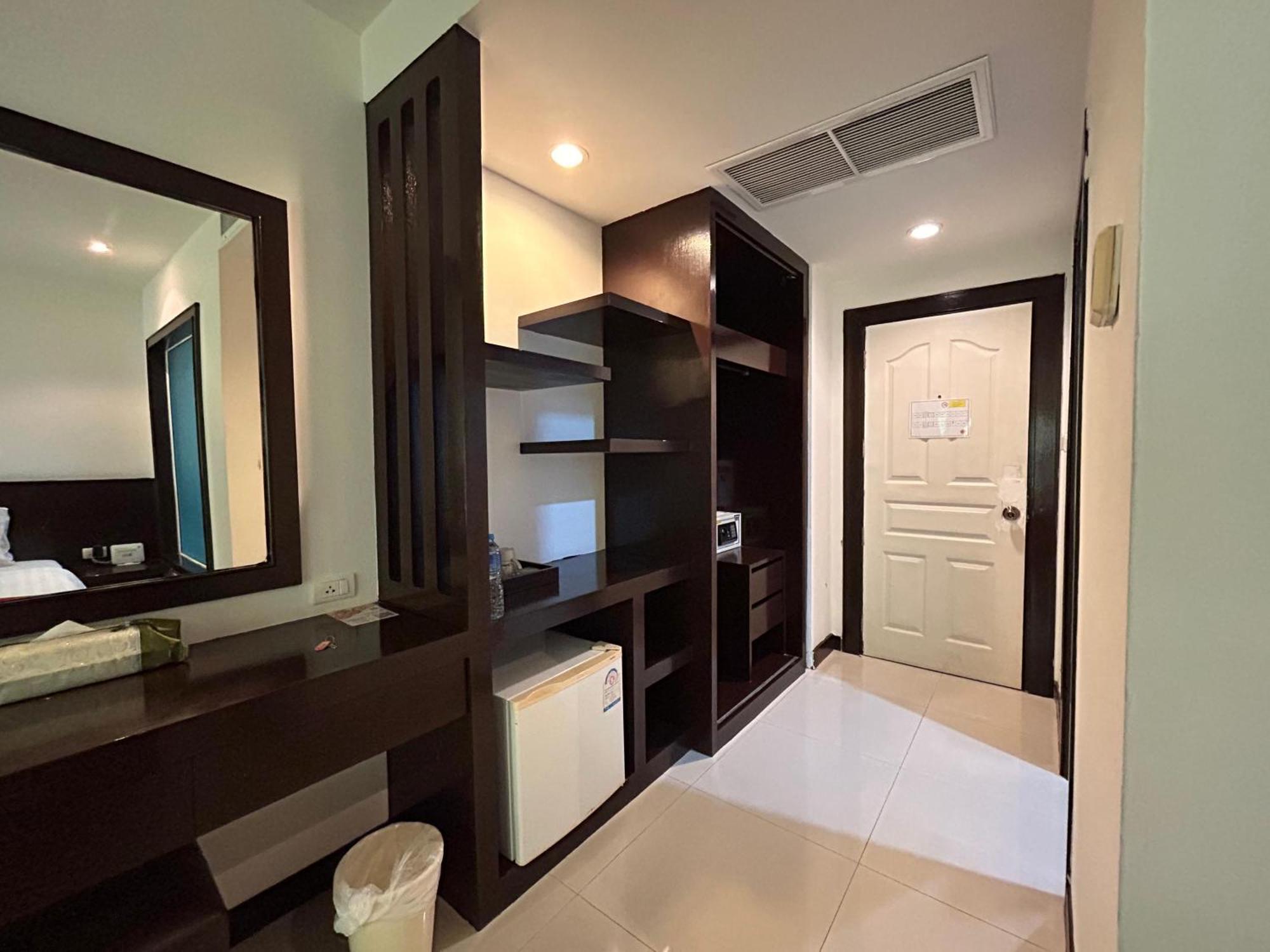 Cocoon Apk Resort & Spa Patong Exterior foto